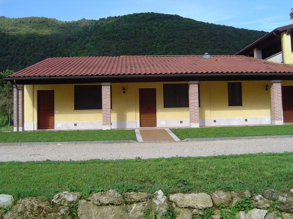 L' Antico Casale Villa Le Marmore Exterior photo