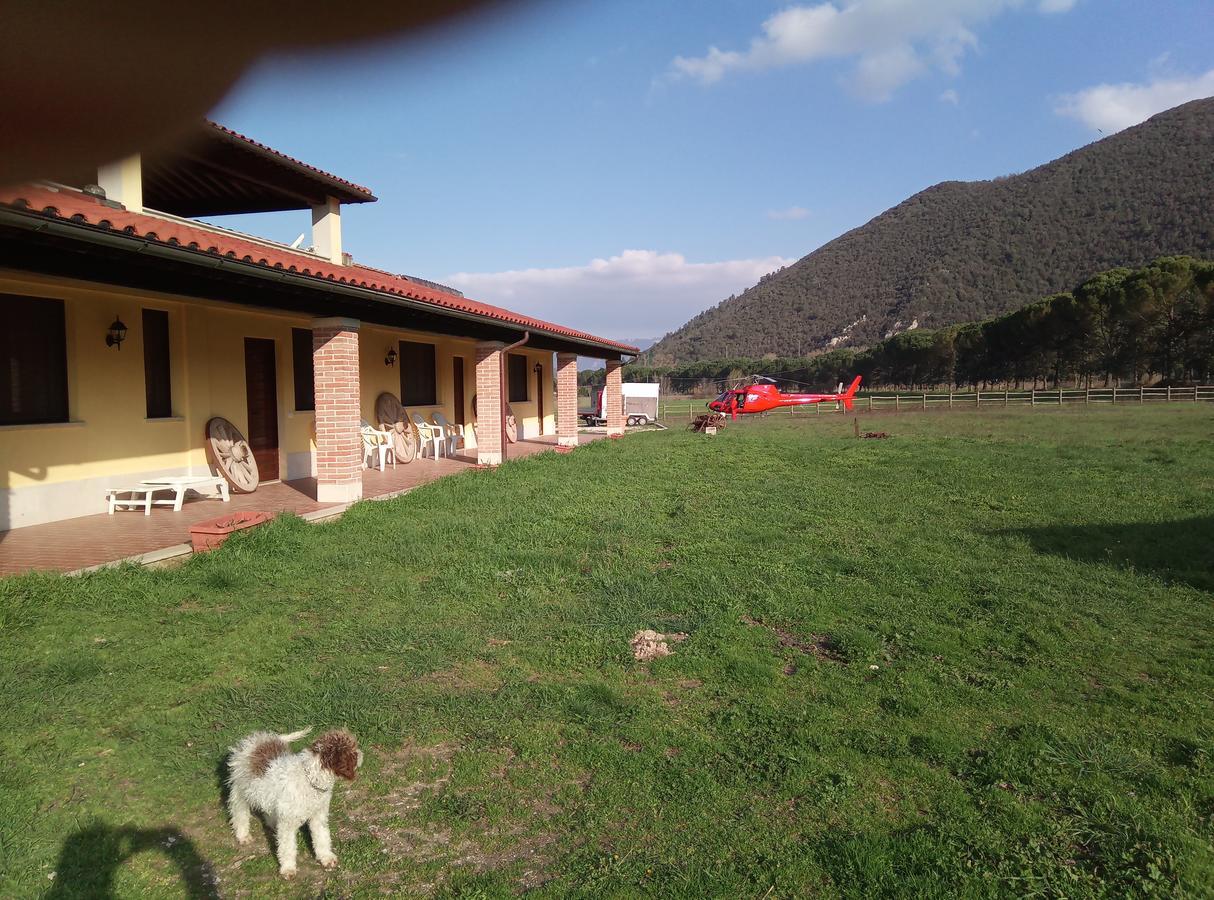 L' Antico Casale Villa Le Marmore Exterior photo